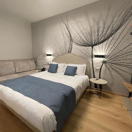 Hotel Central Giacomini Salò Εξωτερικό φωτογραφία