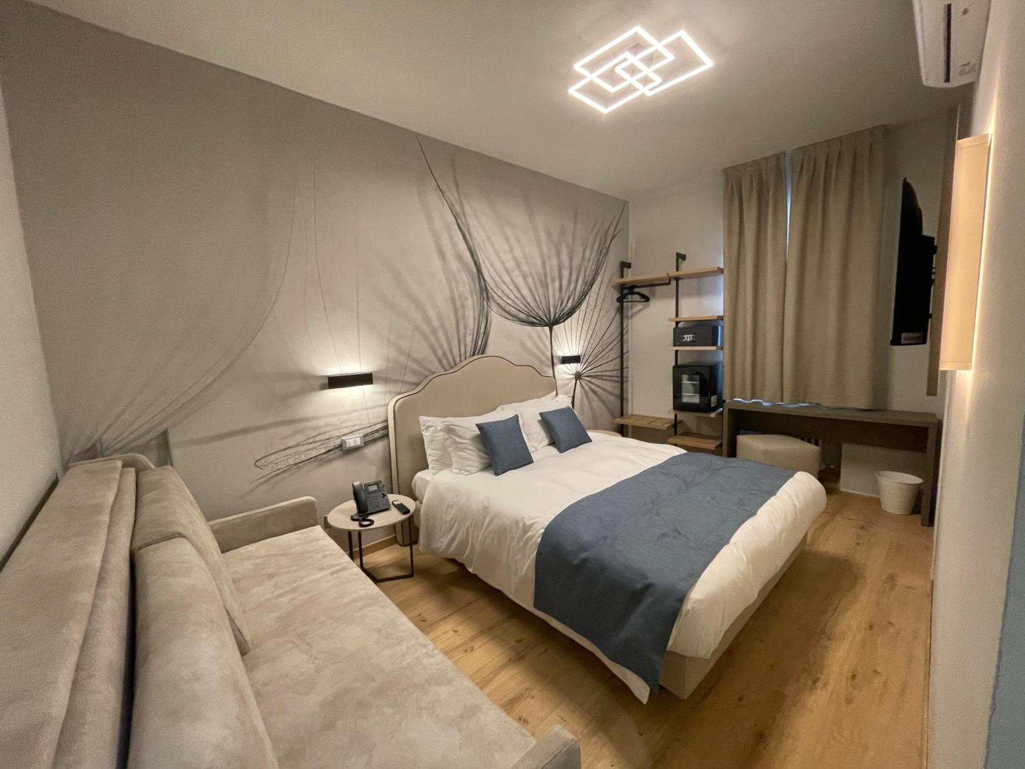 Hotel Central Giacomini Salò Εξωτερικό φωτογραφία