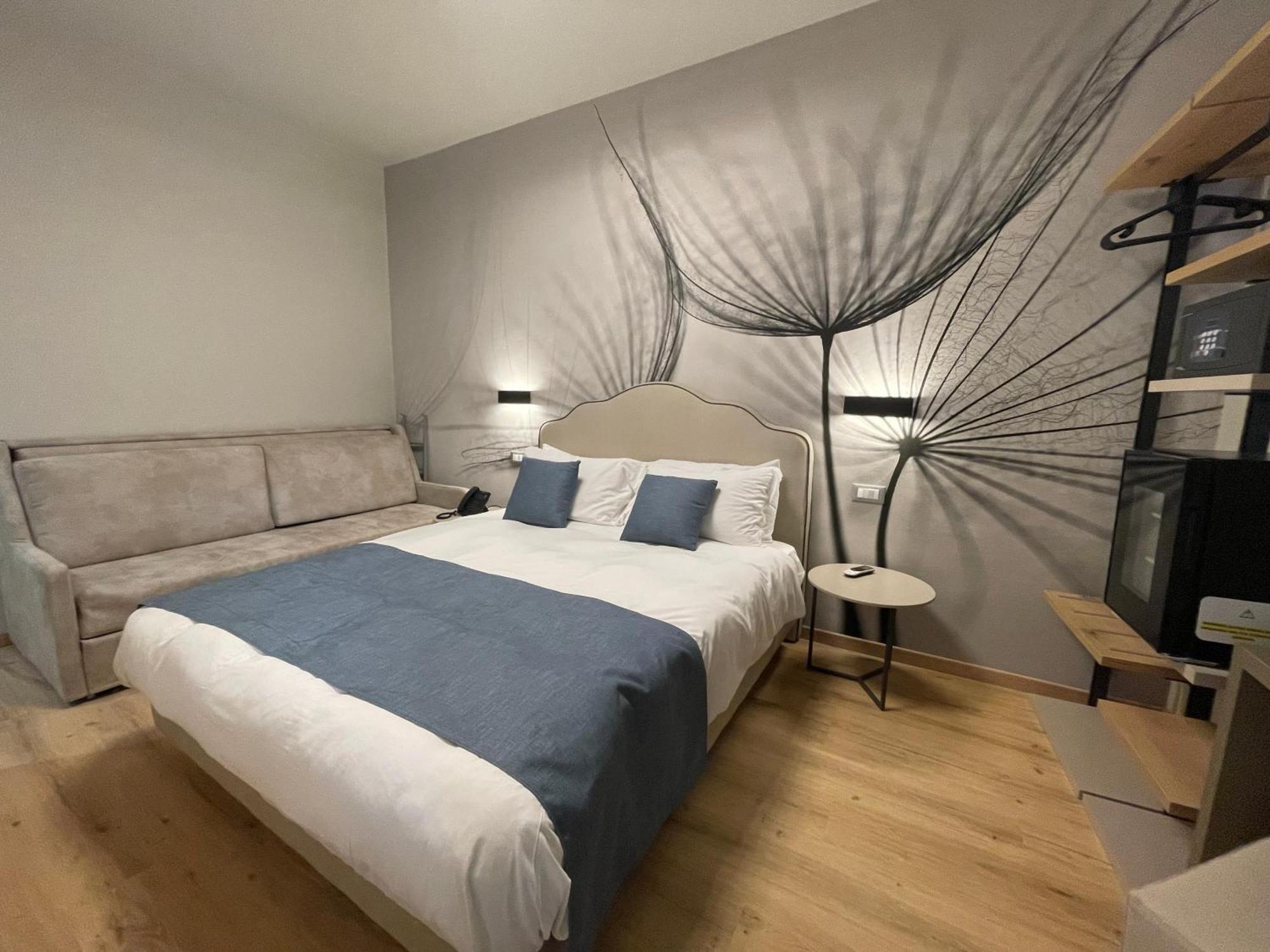 Hotel Central Giacomini Salò Εξωτερικό φωτογραφία