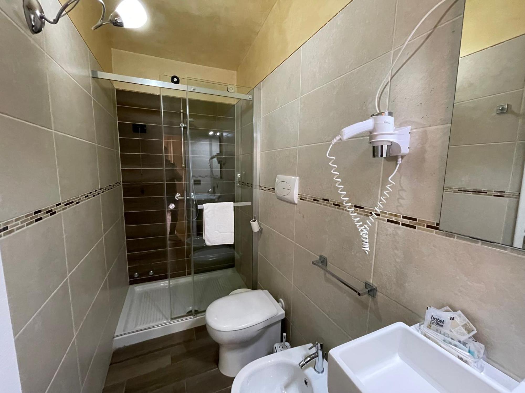 Hotel Central Giacomini Salò Εξωτερικό φωτογραφία