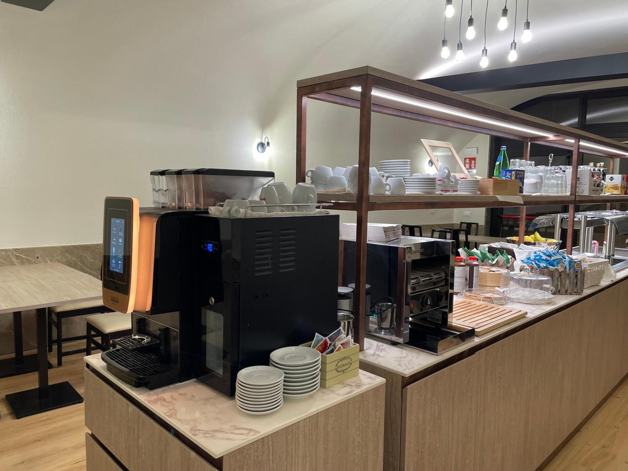 Hotel Central Giacomini Salò Εξωτερικό φωτογραφία