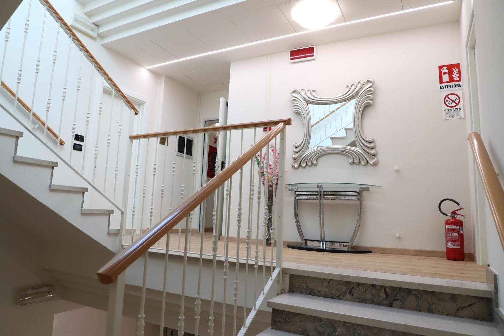 Hotel Central Giacomini Salò Εξωτερικό φωτογραφία