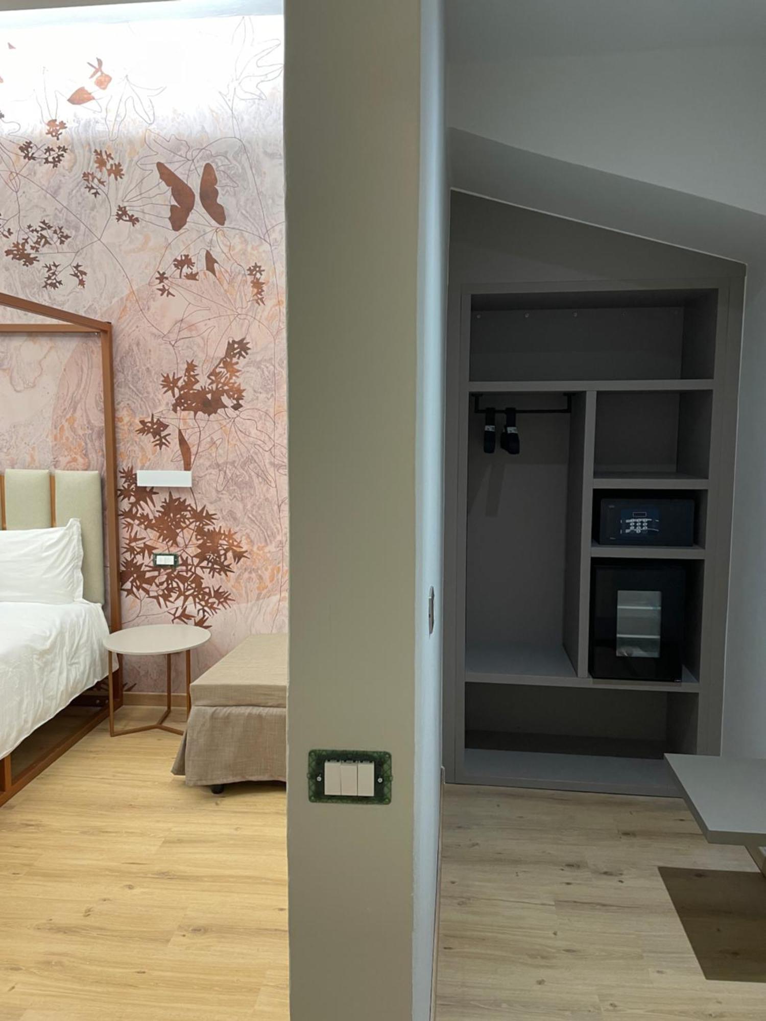 Hotel Central Giacomini Salò Εξωτερικό φωτογραφία