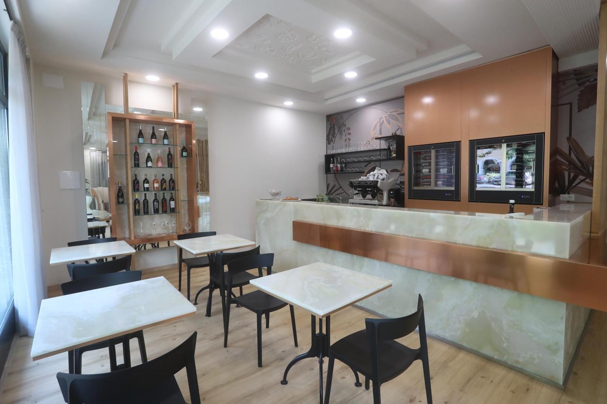 Hotel Central Giacomini Salò Εξωτερικό φωτογραφία