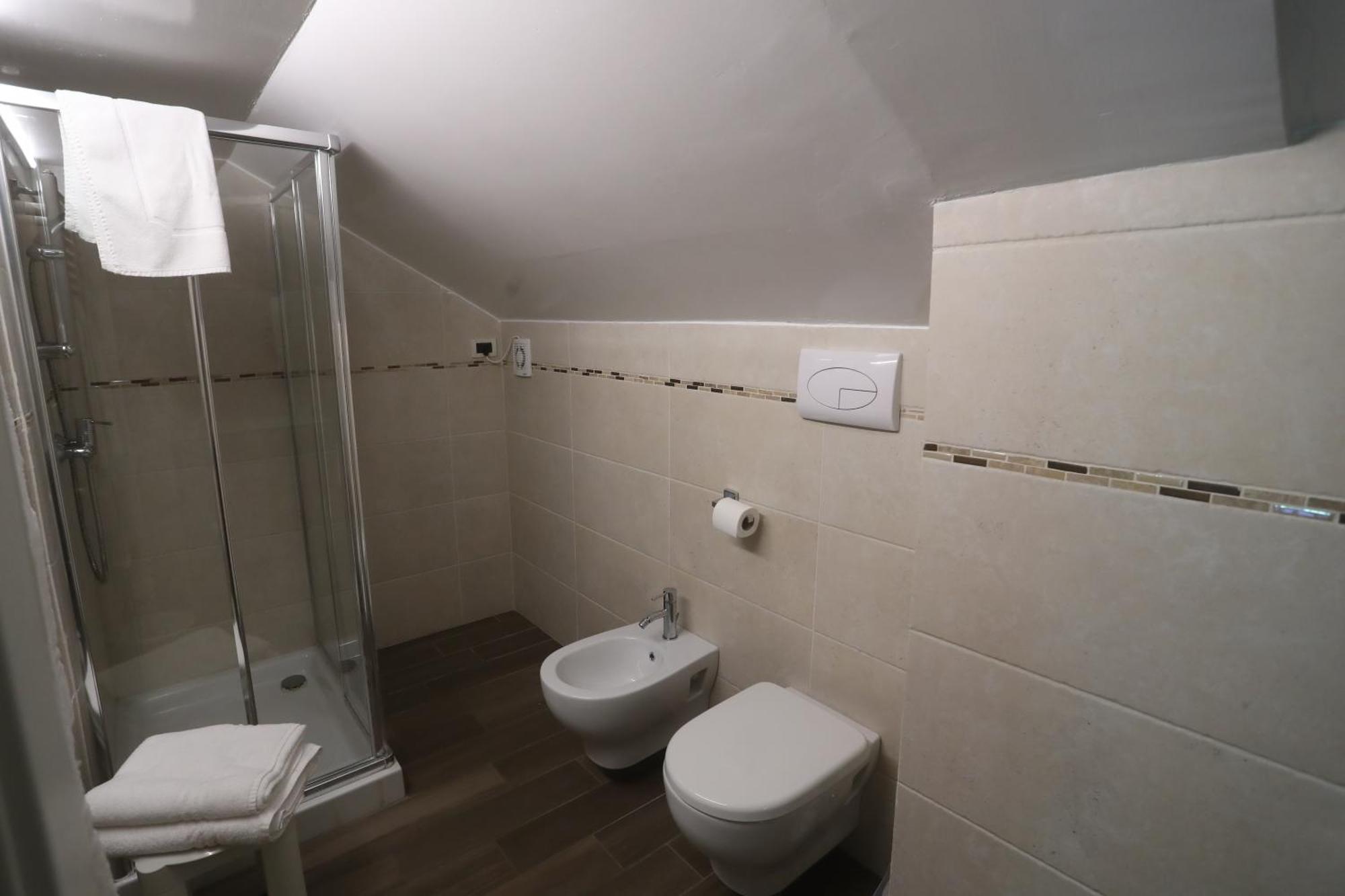 Hotel Central Giacomini Salò Εξωτερικό φωτογραφία