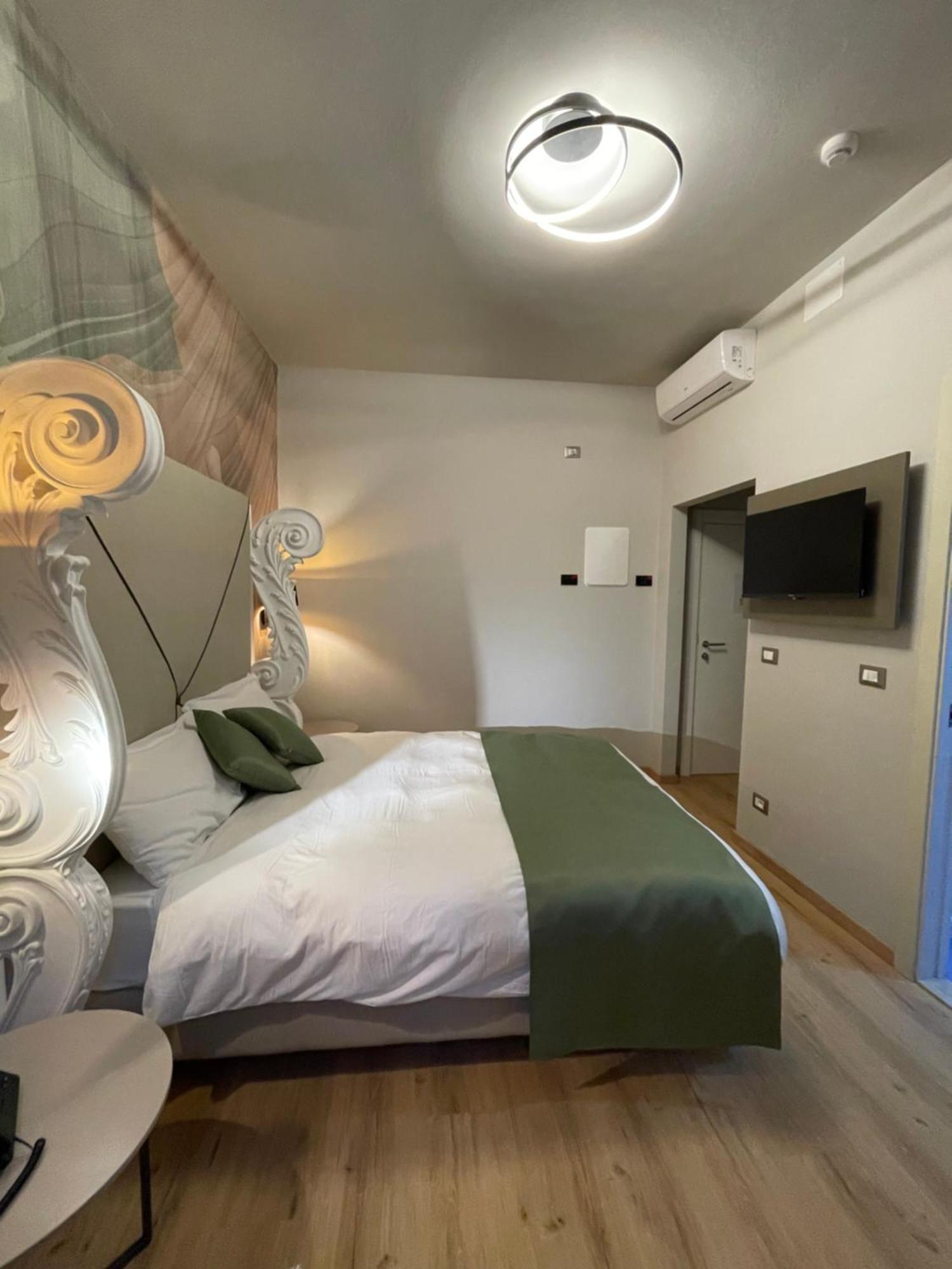 Hotel Central Giacomini Salò Εξωτερικό φωτογραφία