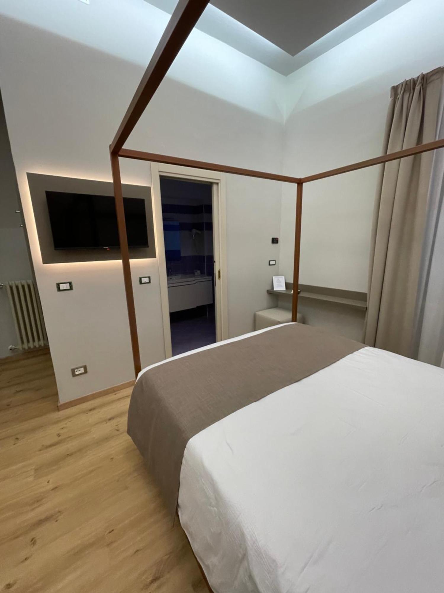 Hotel Central Giacomini Salò Εξωτερικό φωτογραφία